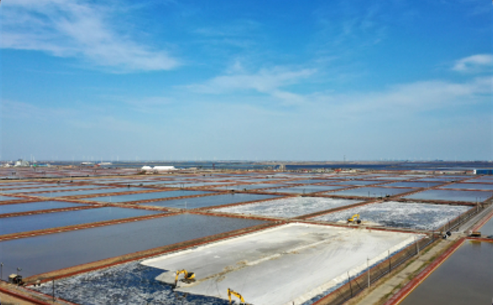 Tianjin Haijing "Salt-Light Complementary" Project